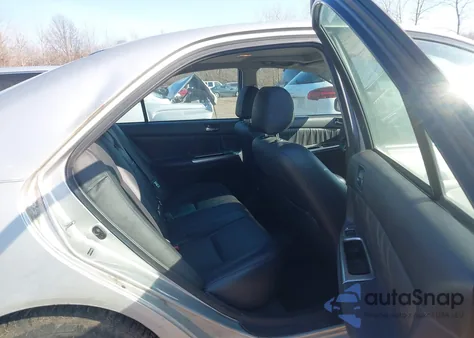 2005 Toyota Camry Se V6 z USA, uszkodzony, nr VIN 4T1BA32K75U058527